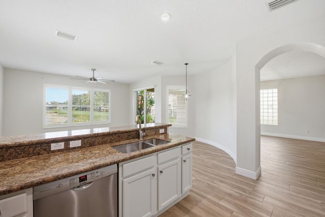 8895 CHESTNUT RIDGE Way, Boynton Beach, FL 33473
