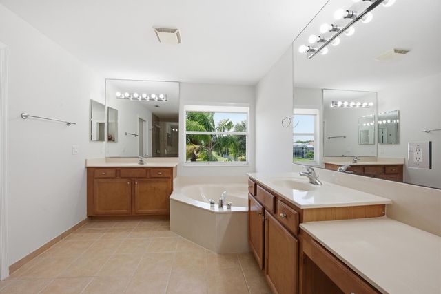 8895 CHESTNUT RIDGE Way, Boynton Beach, FL 33473