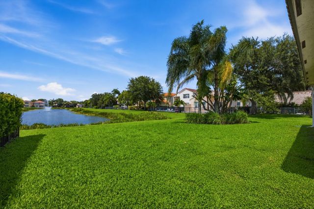 8895 CHESTNUT RIDGE Way, Boynton Beach, FL 33473