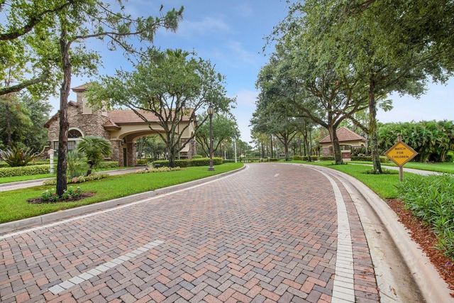 8895 CHESTNUT RIDGE Way, Boynton Beach, FL 33473