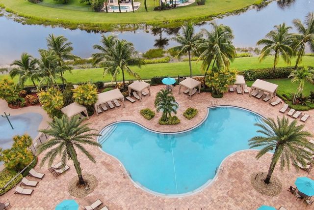 8895 CHESTNUT RIDGE Way, Boynton Beach, FL 33473