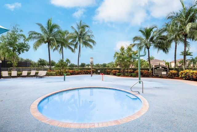 8895 CHESTNUT RIDGE Way, Boynton Beach, FL 33473