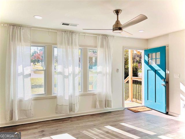 1122 Elaine Drive A, Forest Park, GA 30297