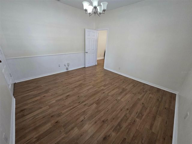 3301 W WOODLAWN AVENUE, Tampa, FL 33607