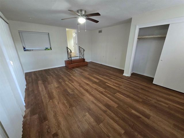 3301 W WOODLAWN AVENUE, Tampa, FL 33607