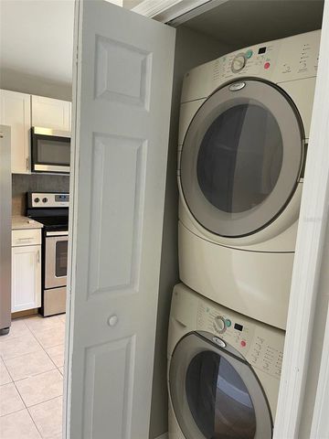 3301 W WOODLAWN AVENUE, Tampa, FL 33607