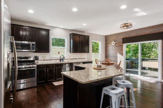 166 Split Log Pass, Delaware, OH 43015