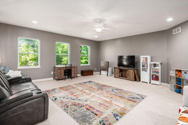 166 Split Log Pass, Delaware, OH 43015