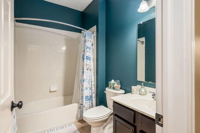 166 Split Log Pass, Delaware, OH 43015