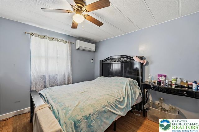 8743 turkey ridge Road, Upper Macungie Twp, PA 18031