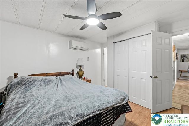 8743 turkey ridge Road, Upper Macungie Twp, PA 18031