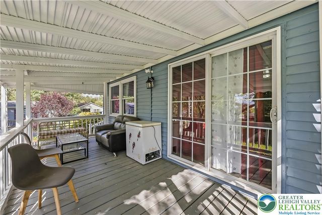 8743 turkey ridge Road, Upper Macungie Twp, PA 18031