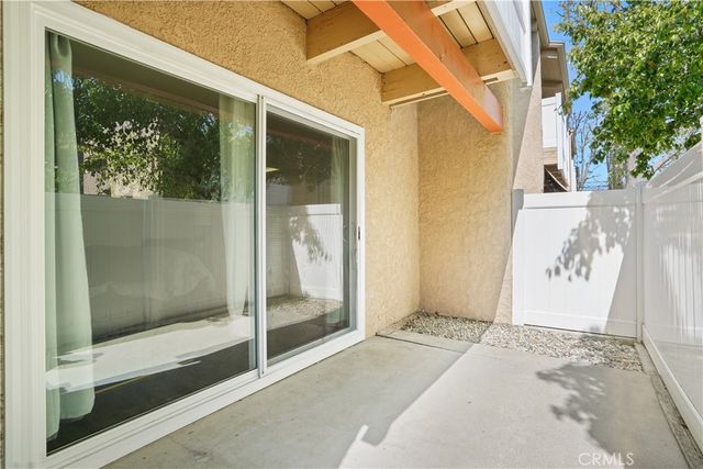 10331 Lindley 150, Porter Ranch, CA 91326