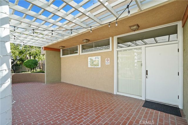 10331 Lindley 150, Porter Ranch, CA 91326