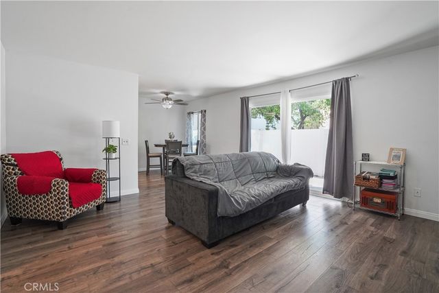 10331 Lindley 150, Porter Ranch, CA 91326