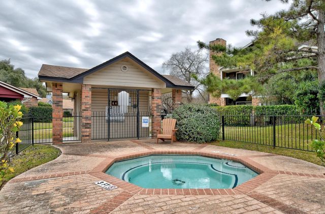 1601 Faro DR 2204, Austin, TX 78741