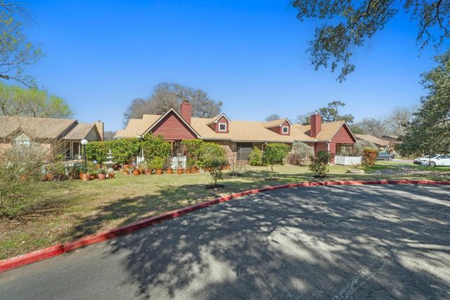 1601 Faro DR 2204, Austin, TX 78741