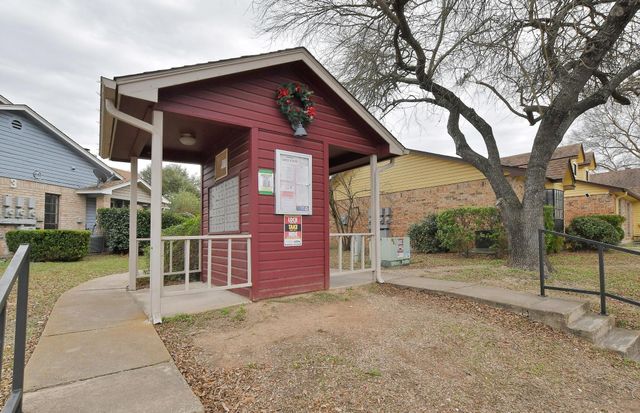 1601 Faro DR 2204, Austin, TX 78741