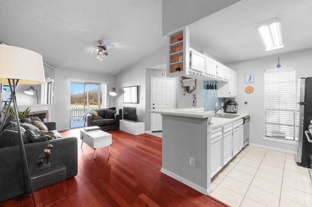 1601 Faro DR 2204, Austin, TX 78741