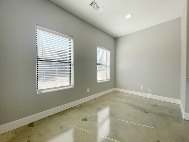 1215 Oak Drive 105, Denison, TX 75020