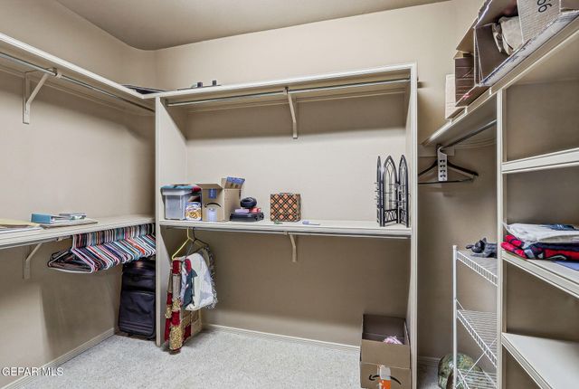 146 CRESTED PEAK Court, Santa Teresa, NM 88008