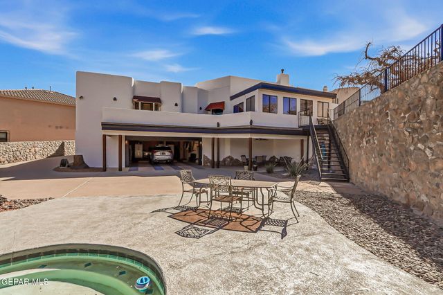 146 CRESTED PEAK Court, Santa Teresa, NM 88008
