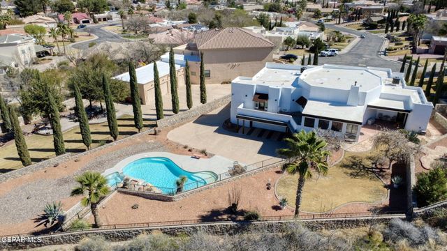 146 CRESTED PEAK Court, Santa Teresa, NM 88008