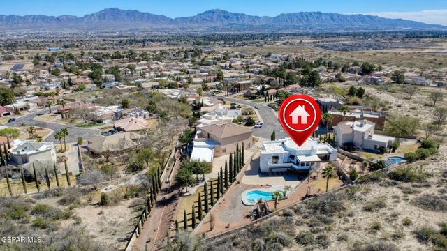 146 CRESTED PEAK Court, Santa Teresa, NM 88008