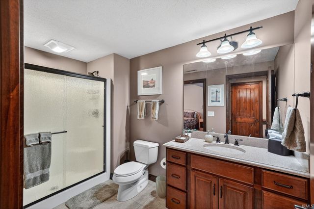 18335 Donegal Drive, South Bend, IN 46637