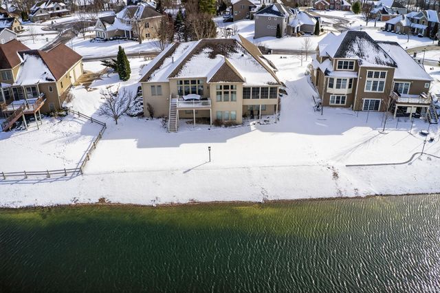 18335 Donegal Drive, South Bend, IN 46637