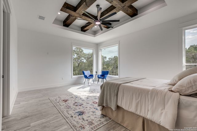 205 Private Road 2772, Mico, TX 78056
