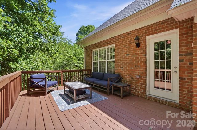 1011 Potters Bluff Road, Wesley Chapel, NC 28110