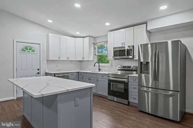 2816 BALLENGER CREEK PIKE, Frederick, MD 21703
