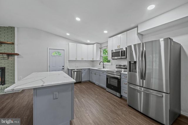 2816 BALLENGER CREEK PIKE, Frederick, MD 21703