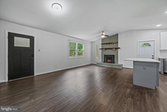 2816 BALLENGER CREEK PIKE, Frederick, MD 21703