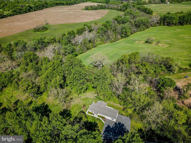 2816 BALLENGER CREEK PIKE, Frederick, MD 21703