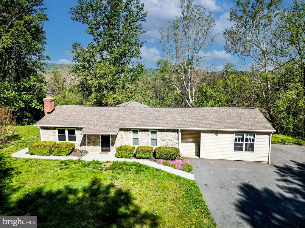 2816 BALLENGER CREEK PIKE, Frederick, MD 21703