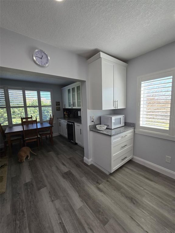 Image 11 of property listing at Address unavailable.