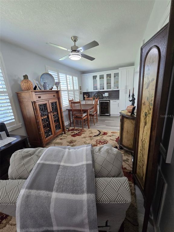 Image 17 of property listing at Address unavailable.