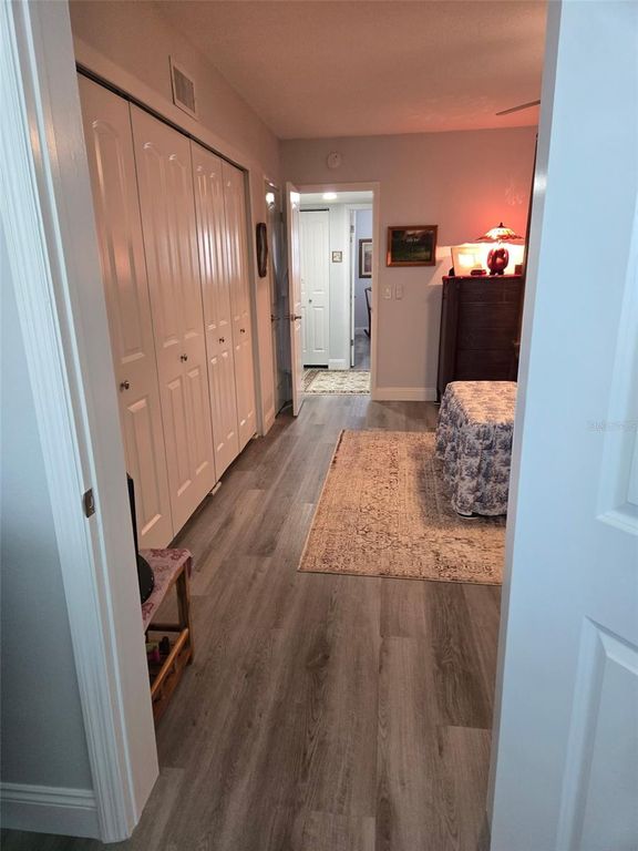 Image 18 of property listing at Address unavailable.