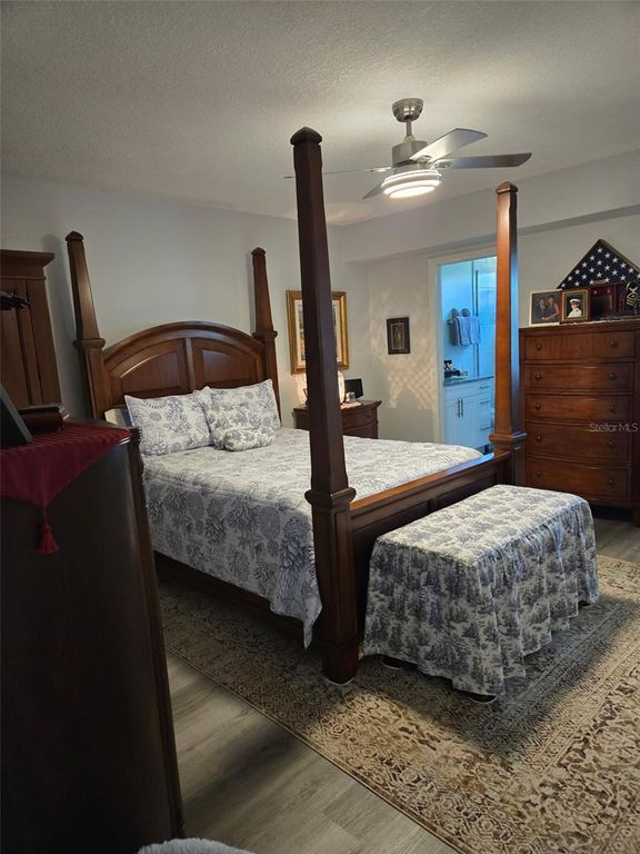 Image 20 of property listing at Address unavailable.