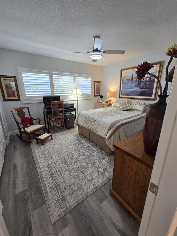 Image 25 of property listing at Address unavailable.