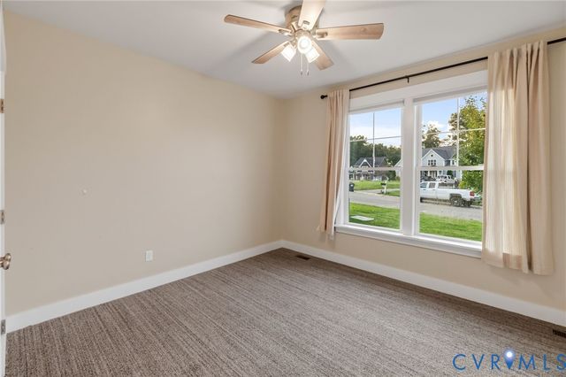 9319 Lavenham Ct, Midlothian, VA 23112