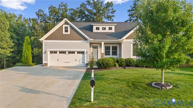 9319 Lavenham Ct, Midlothian, VA 23112