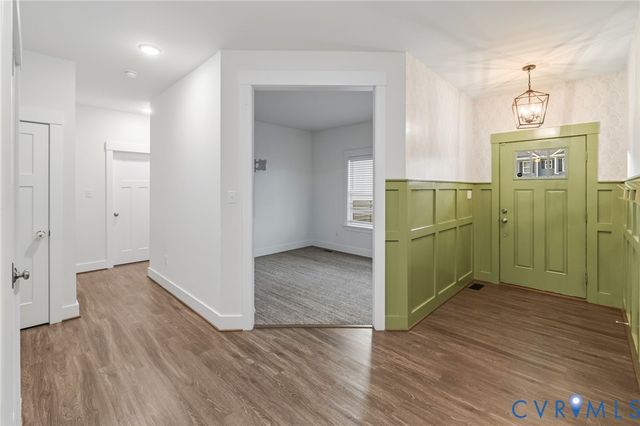 9319 Lavenham Ct, Midlothian, VA 23112