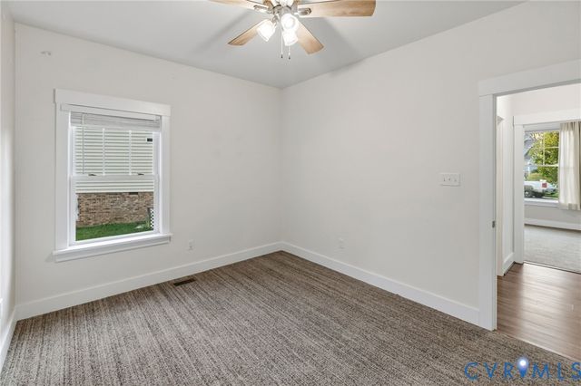 9319 Lavenham Ct, Midlothian, VA 23112