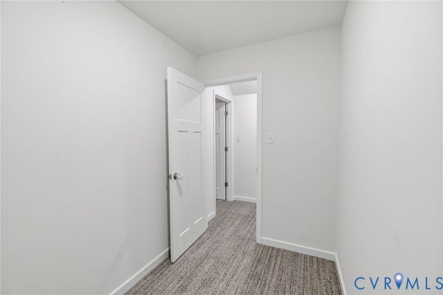 9319 Lavenham Ct, Midlothian, VA 23112
