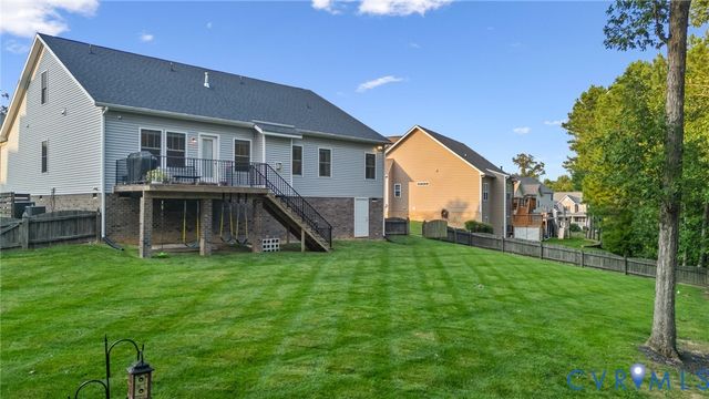 9319 Lavenham Ct, Midlothian, VA 23112