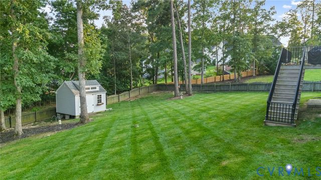 9319 Lavenham Ct, Midlothian, VA 23112