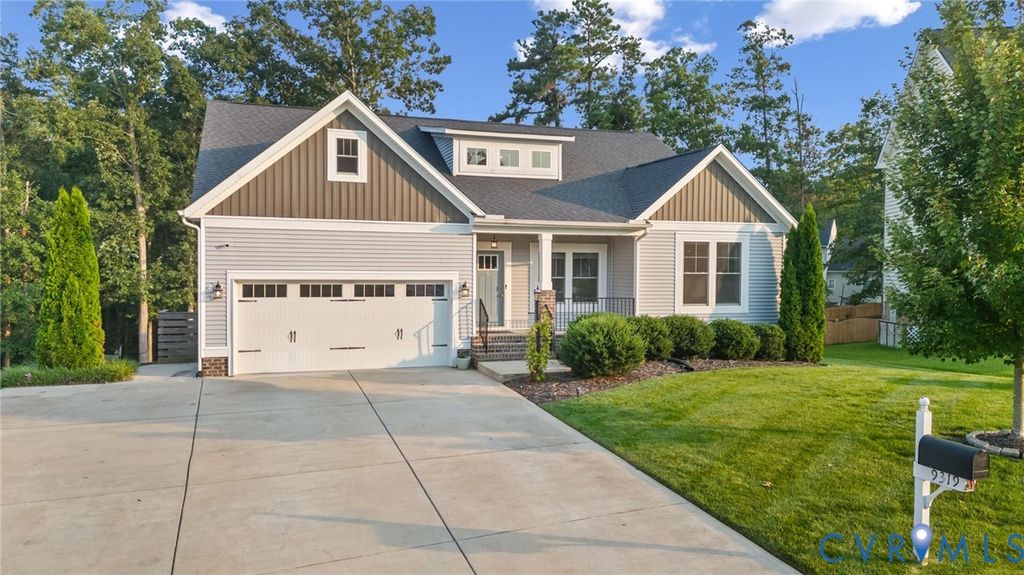9319 Lavenham Ct, Midlothian, VA 23112